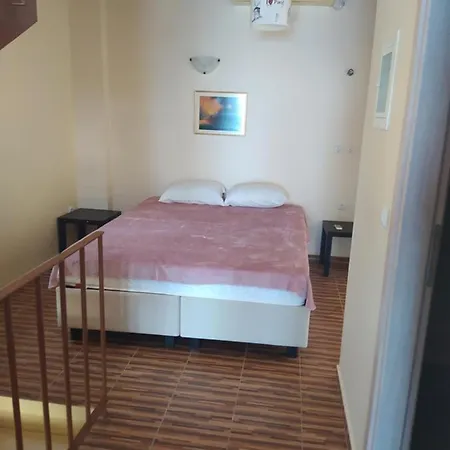 Neohori 2 * Stoúpa